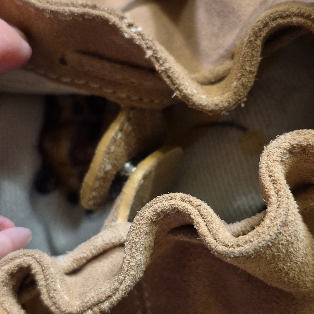 Nine West Vintage Tan Suede Leather Magnetic Closure. Hobo.L.13"×H.9" Drop 10". - Picture 14 of 16